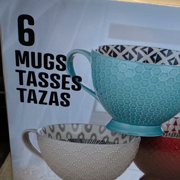 Signature Footed Coffee mugs. New in box. Set of 6 - Picture 2 of 10